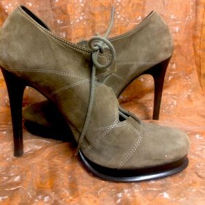 Diane von Furstenberg lace up Suede booties